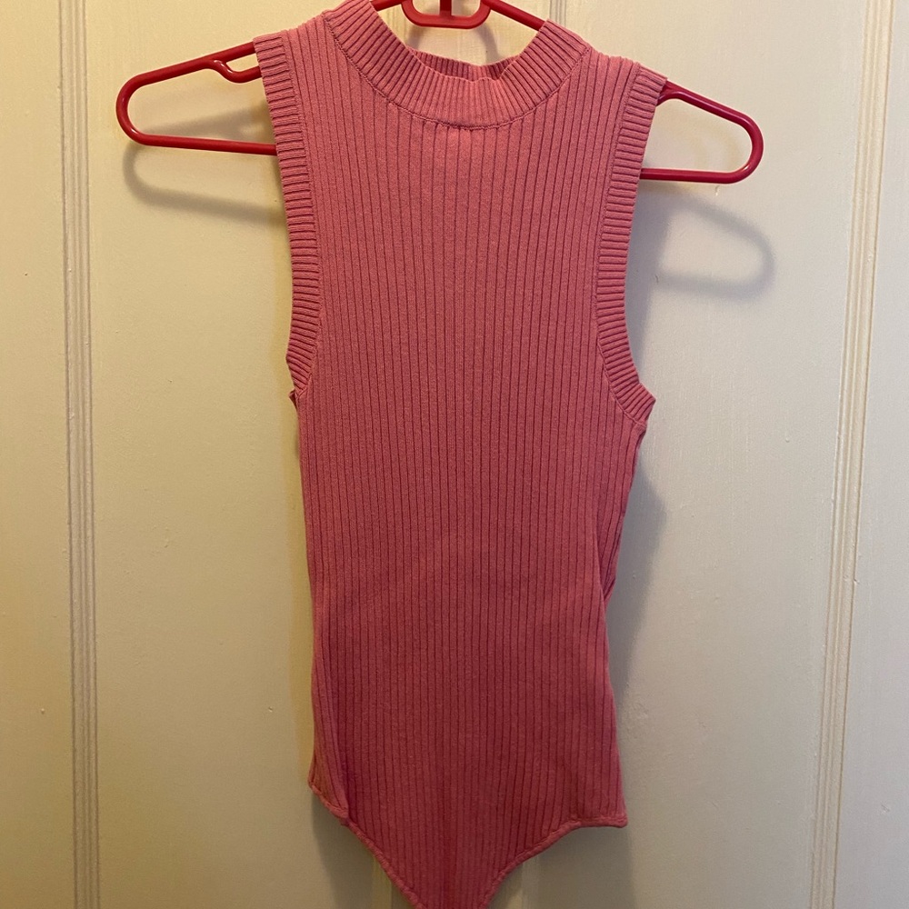Pink Sleeveless Ribbed Top